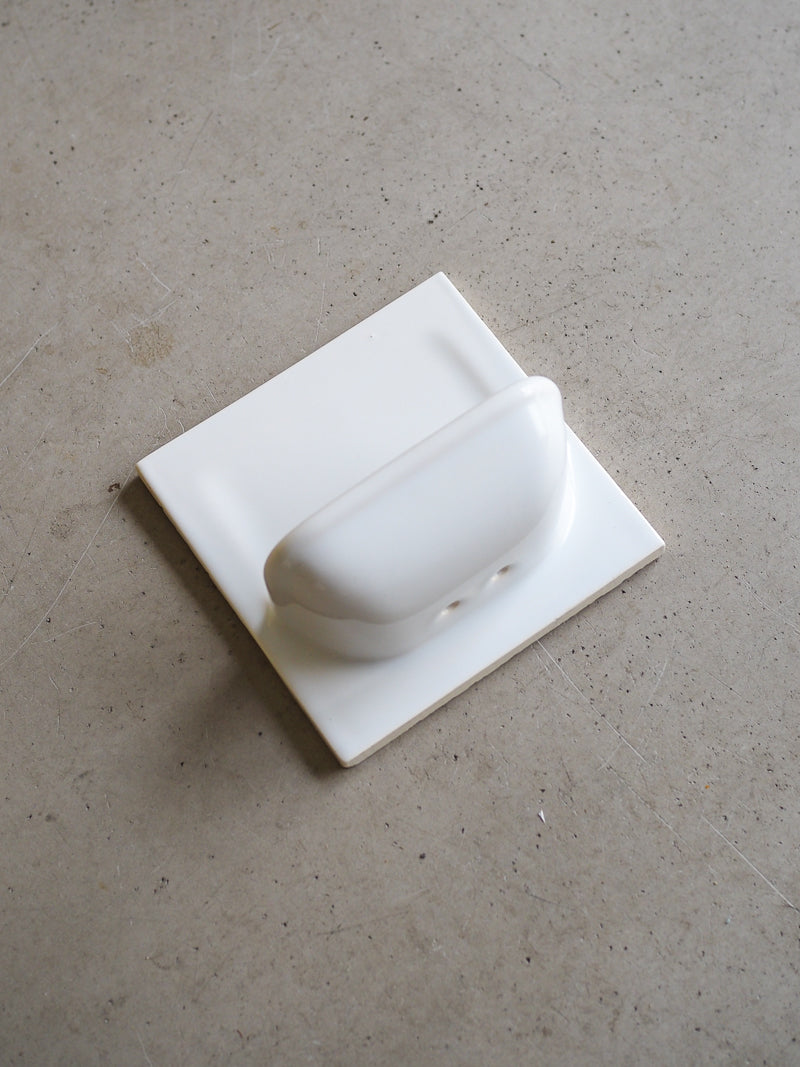 Carreau de Carrelage Vintage Blanc avec Porte-Savon Intégré – 15 x 15 cm