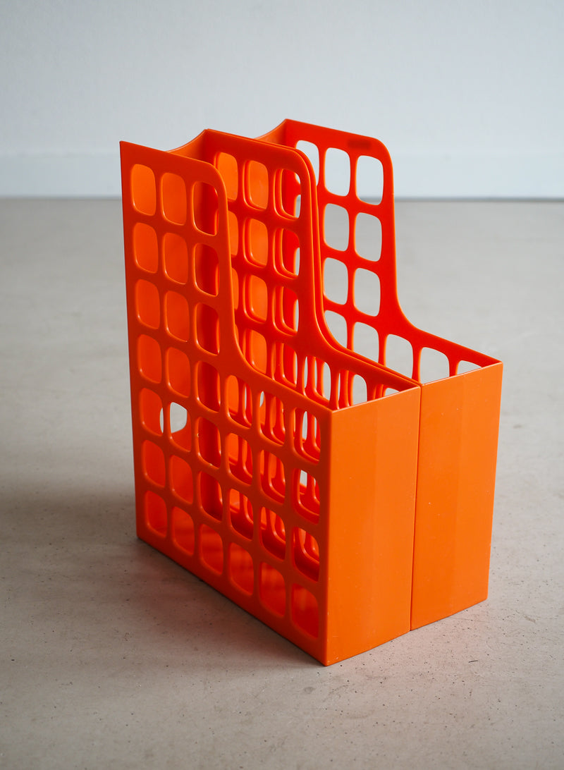 2 range-revues vintages en plastique orange Esselte