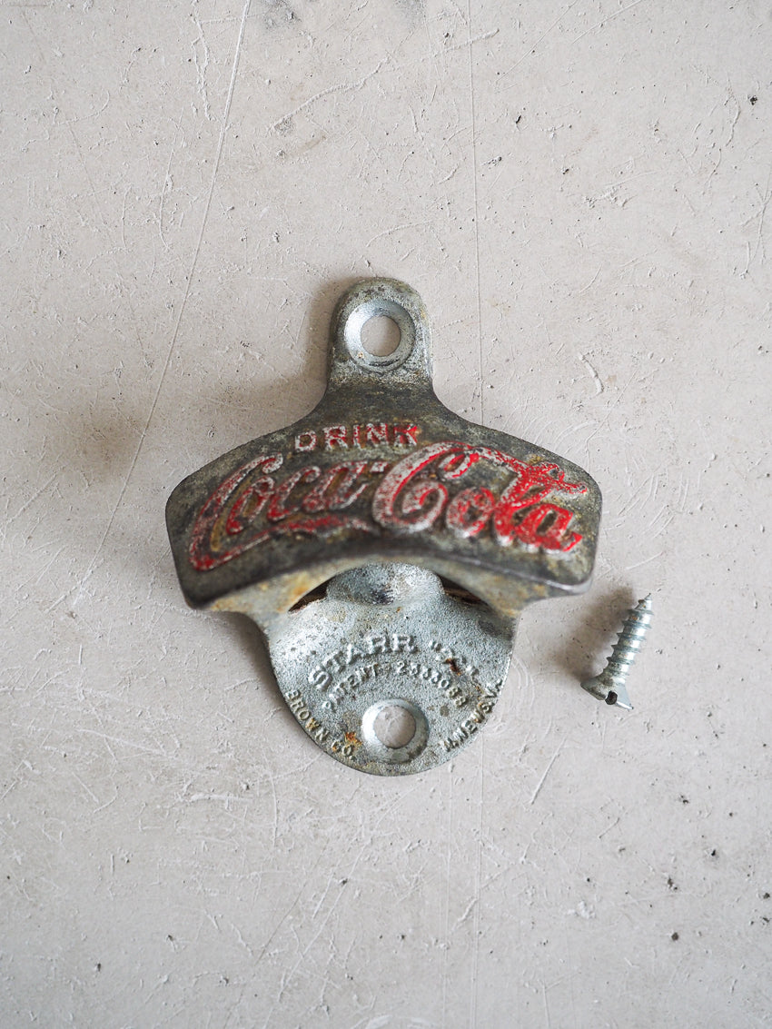 Décapsuleur mural ancien Coca-Cola