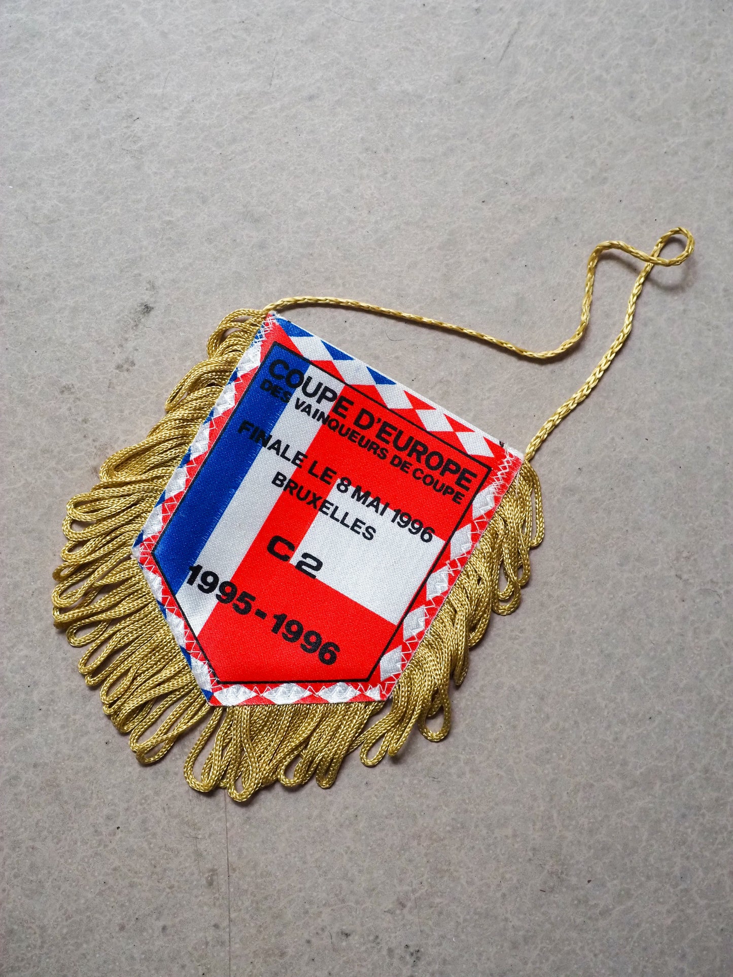 Fanion de Football Vintage – Finale Coupe d’Europe C2 1995/96 - PSG