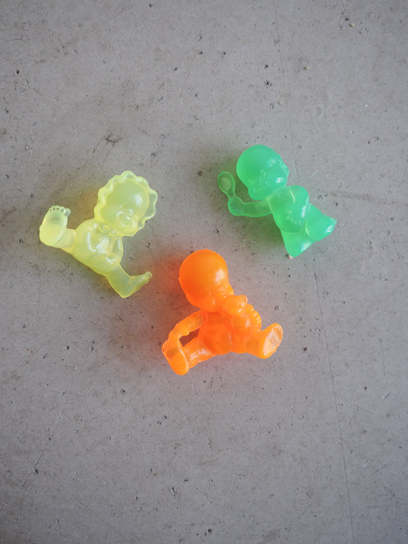 3 figurines Babies transparents