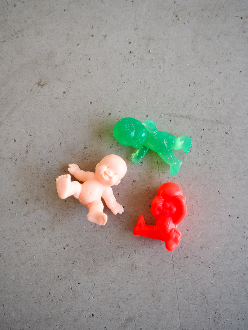 3 figurines Babies