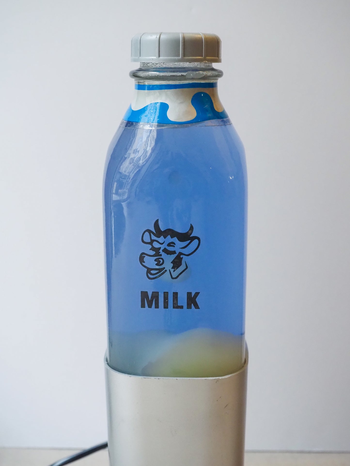 Lampe à lave bouteille de lait MILK