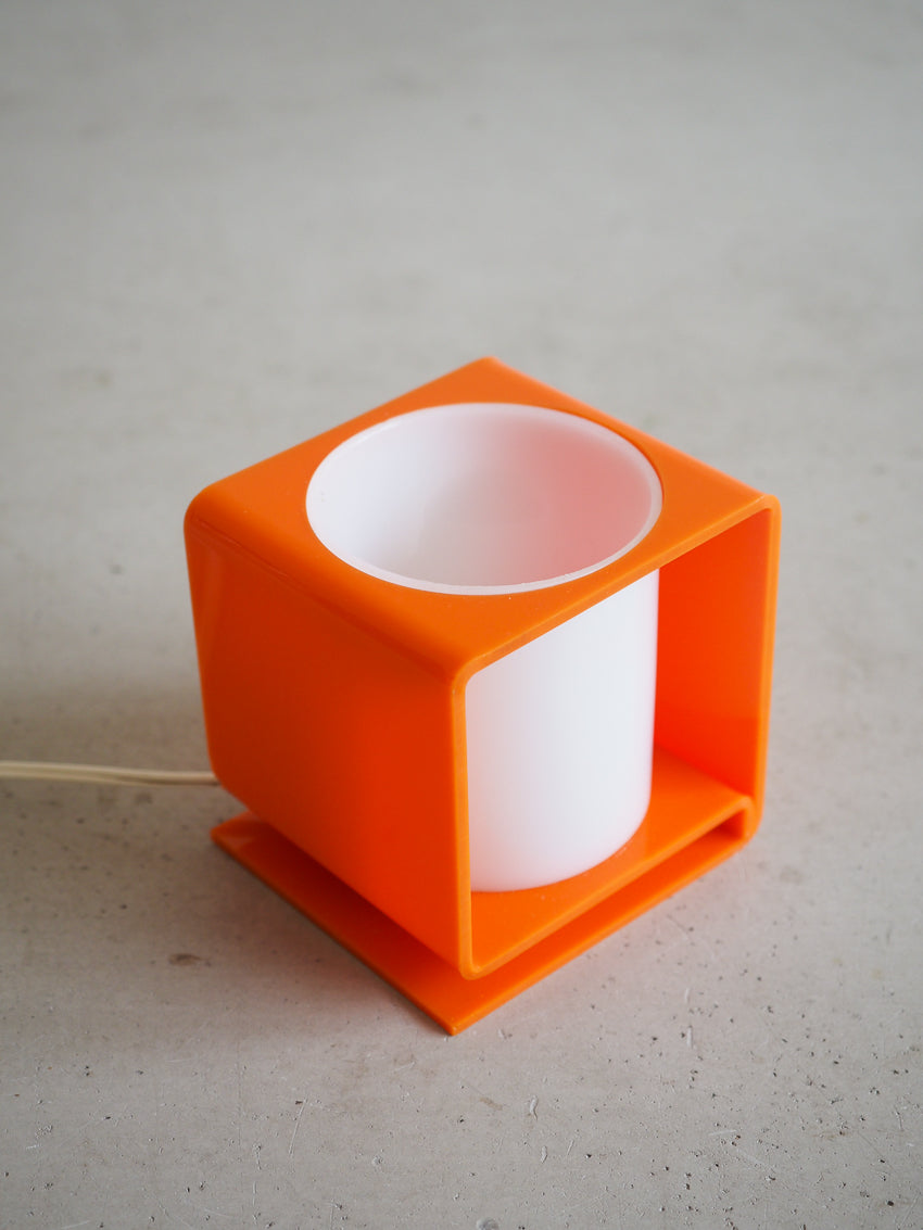 Lampe cube plastique orange vintage