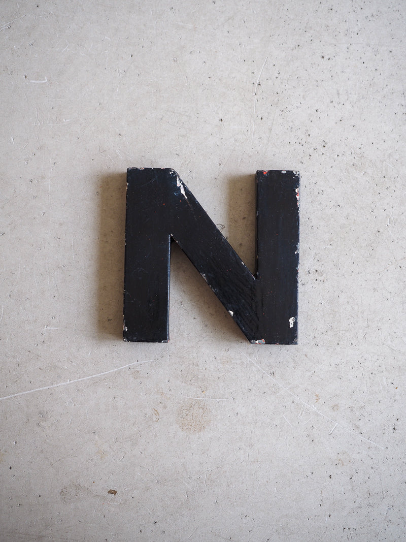 Petite lettre d'enseigne N ou Z