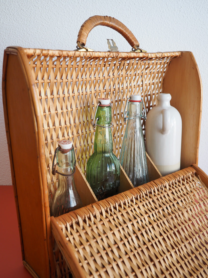 Porte-bouteilles panier en rotin