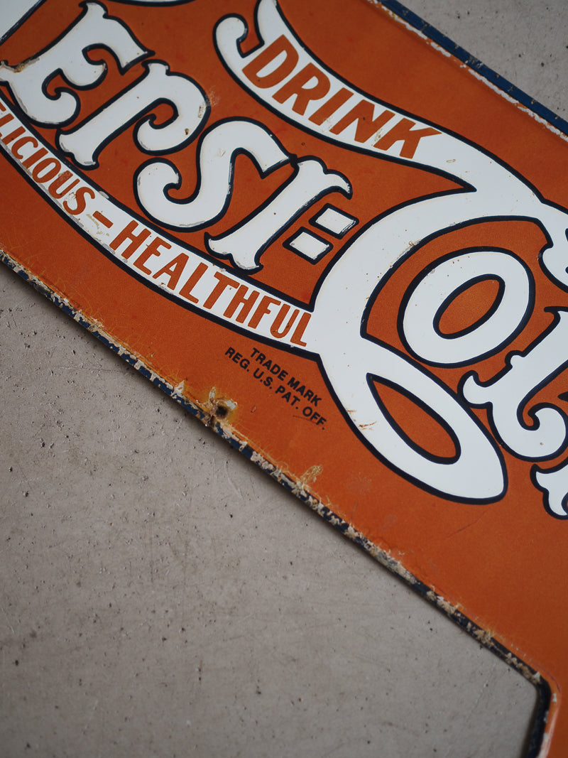 Grande plaque Publicitaire Vintage Pepsi-Cola en Métal – Forme Flèche