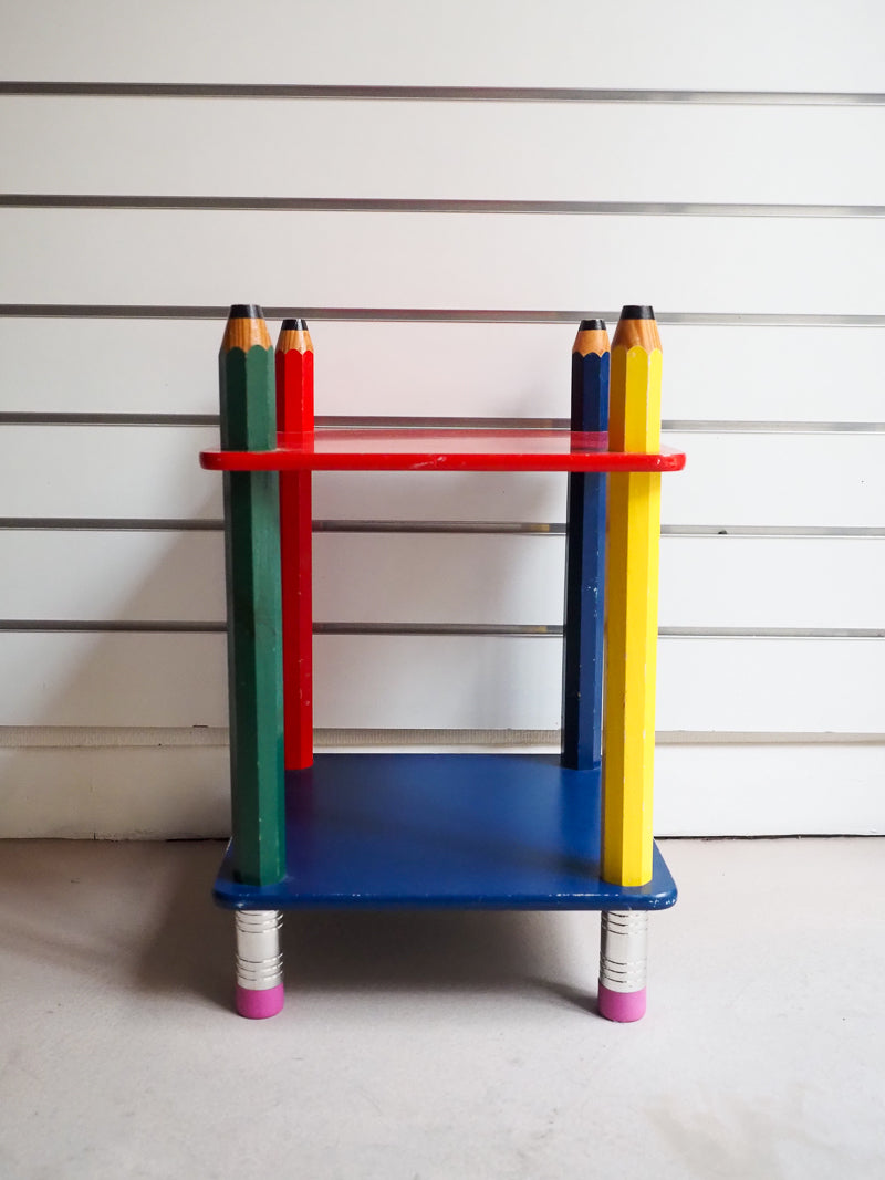 Table de chevet crayon dans le style Pierre Sala