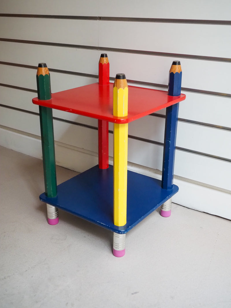 Table de chevet crayon dans le style Pierre Sala