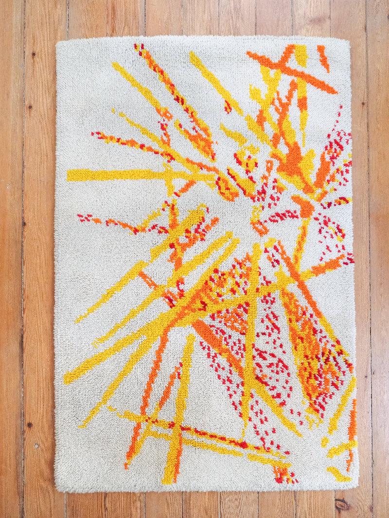 Tapis en laine vintage fait main – abstrait – 140 x 95 cm
