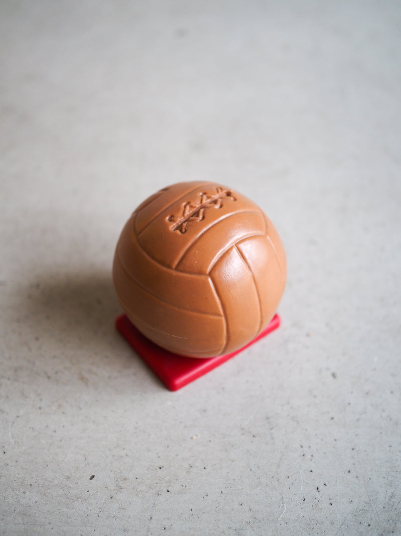 Tirelire ballon de foot ancien