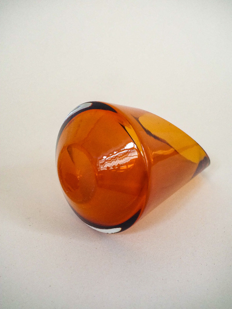Vase en cristal orangé brun – Verrerie Badash