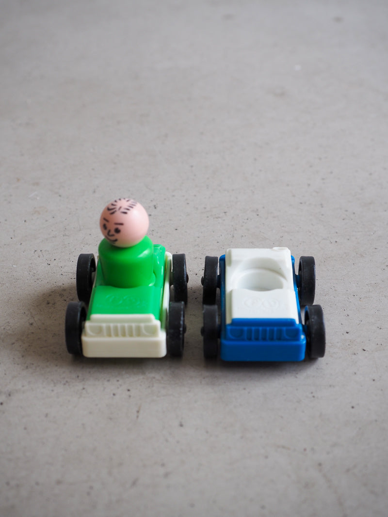 2 voitures Little People