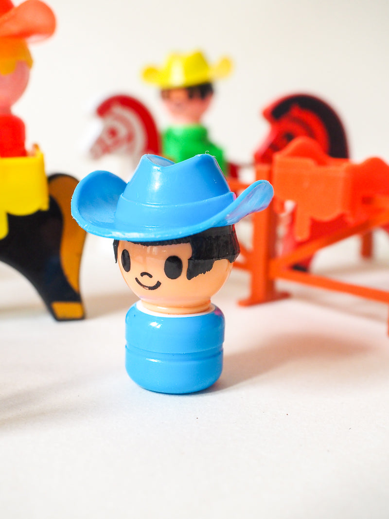 Les Minitou Set les cows-boys complet avec boîte - Educalux