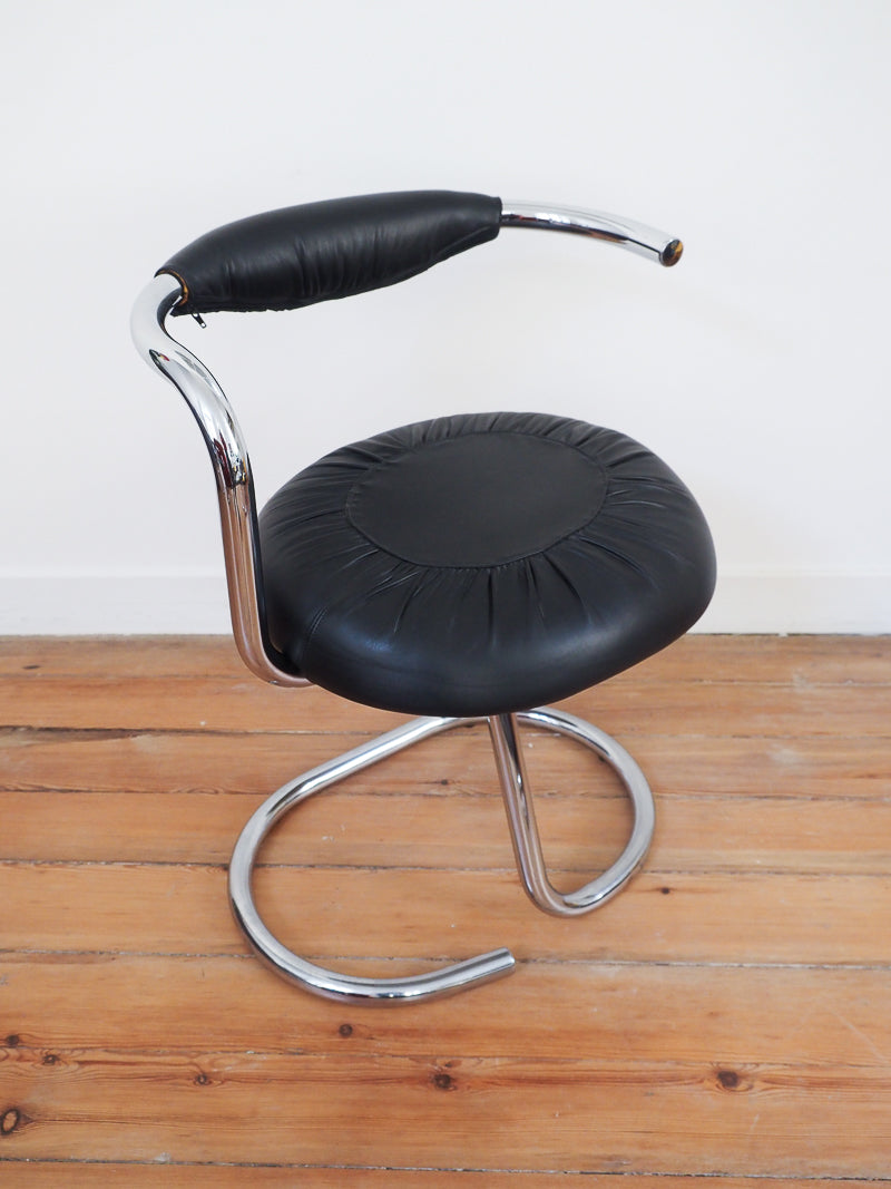 4 chaises Cobra de Giotto Stoppino – Design italien des années 70 – Cuir véritable et acier chromé