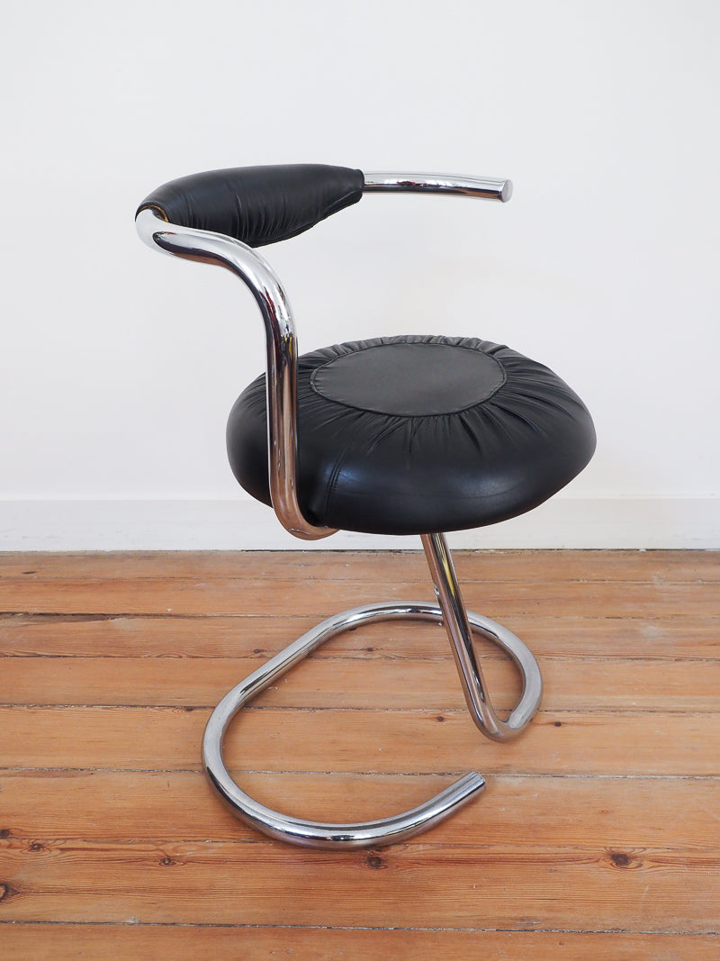 4 chaises Cobra de Giotto Stoppino – Design italien des années 70 – Cuir véritable et acier chromé