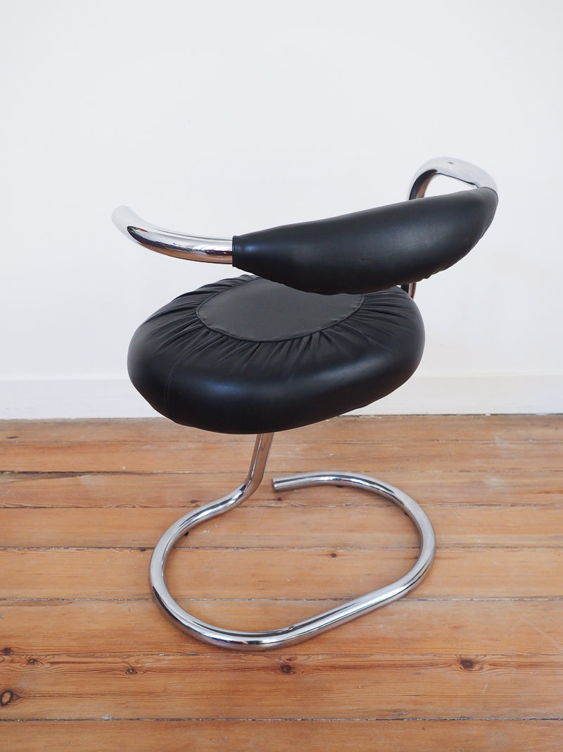 4 chaises Cobra de Giotto Stoppino – Design italien des années 70 – Cuir véritable et acier chromé