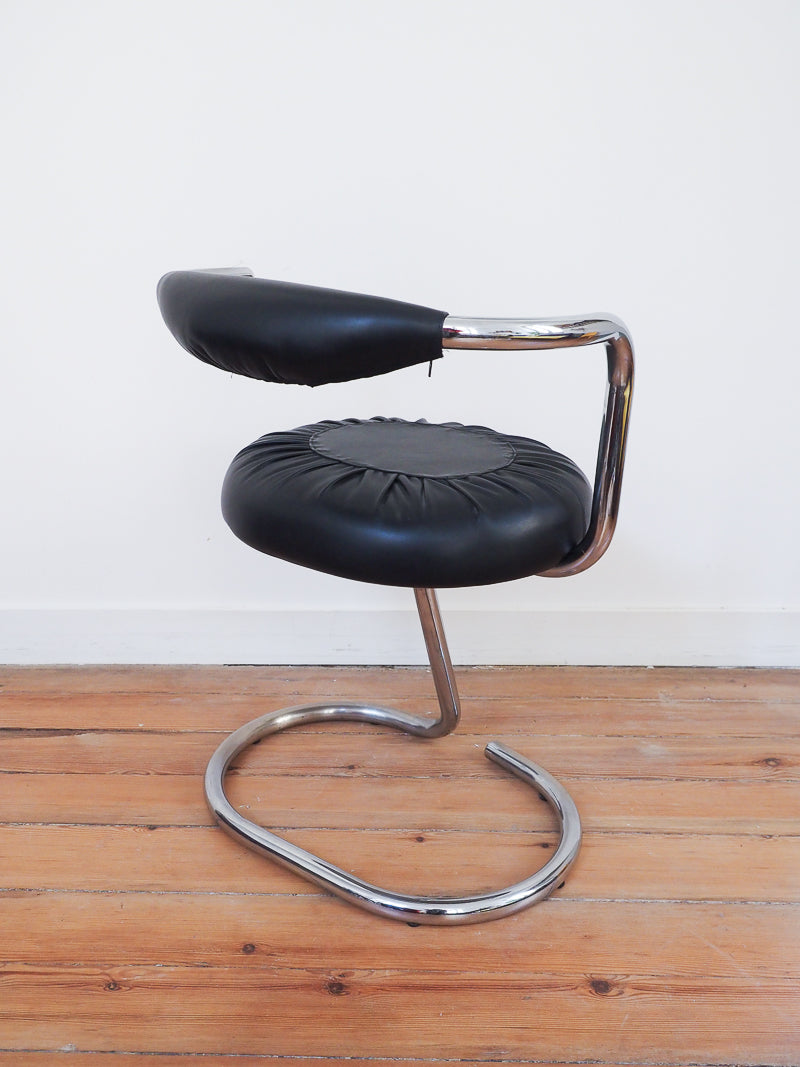 4 chaises Cobra de Giotto Stoppino – Design italien des années 70 – Cuir véritable et acier chromé
