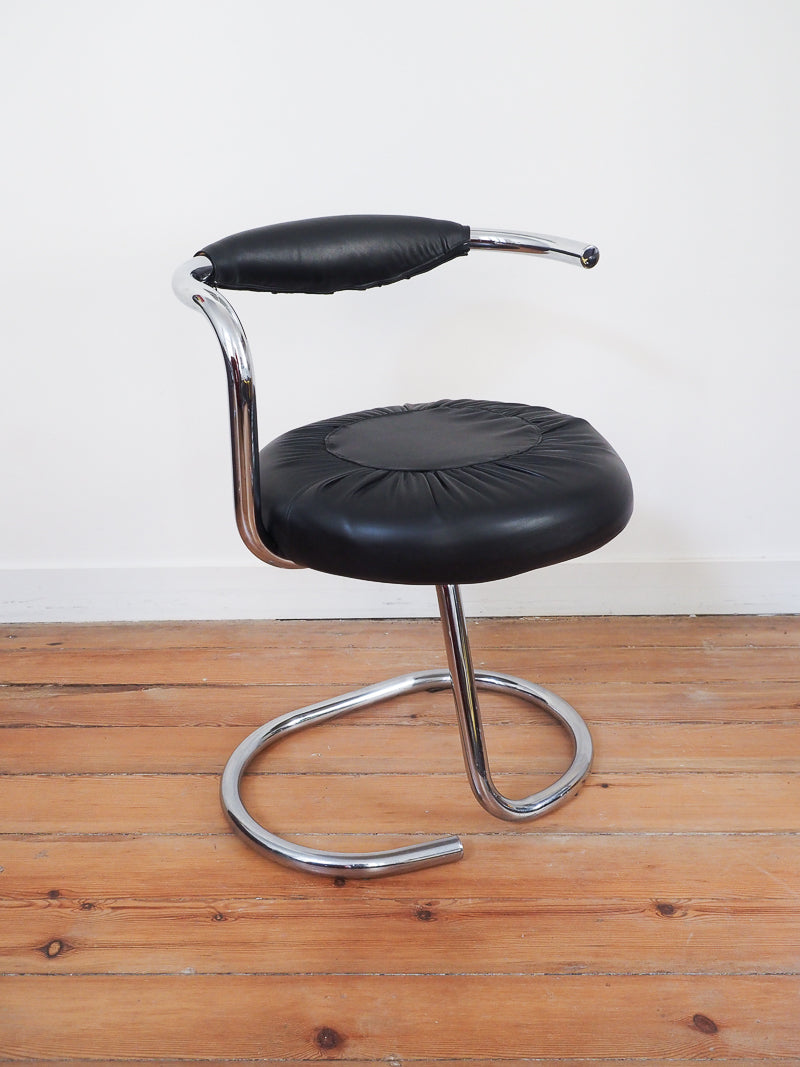 4 chaises Cobra de Giotto Stoppino – Design italien des années 70 – Cuir véritable et acier chromé