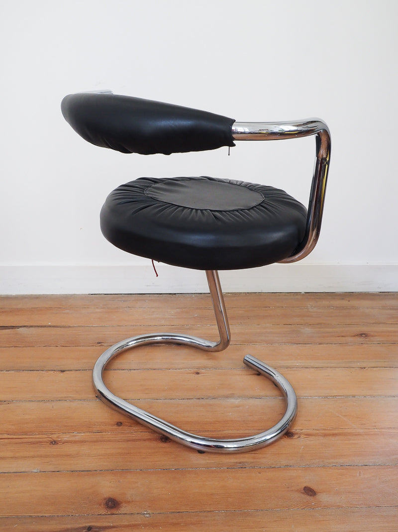 4 chaises Cobra de Giotto Stoppino – Design italien des années 70 – Cuir véritable et acier chromé