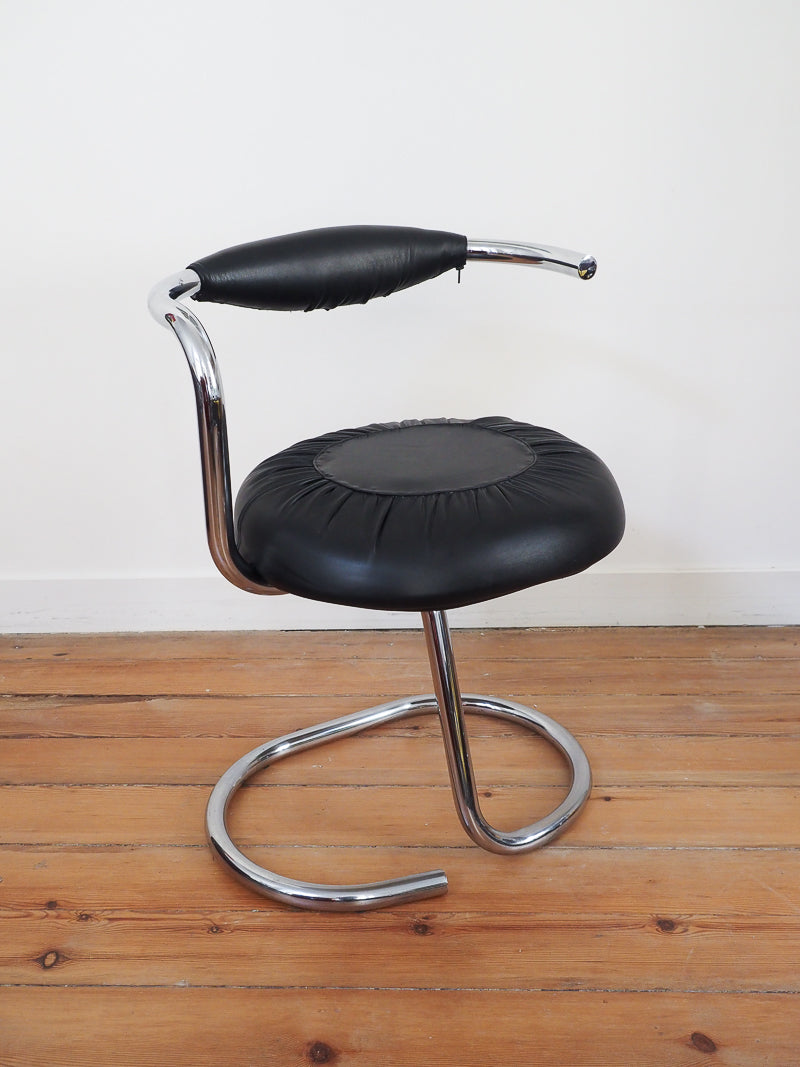 4 chaises Cobra de Giotto Stoppino – Design italien des années 70 – Cuir véritable et acier chromé