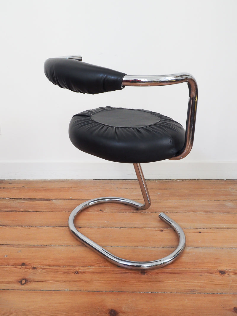 4 chaises Cobra de Giotto Stoppino – Design italien des années 70 – Cuir véritable et acier chromé