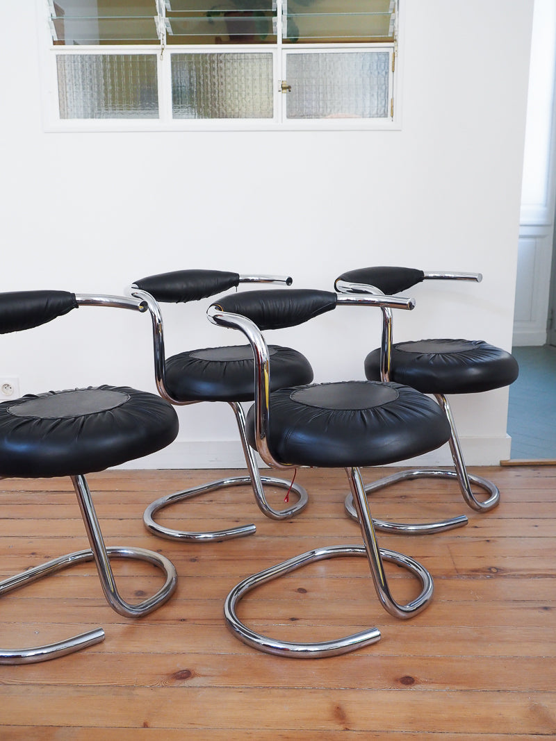 4 chaises Cobra de Giotto Stoppino – Design italien des années 70 – Cuir véritable et acier chromé