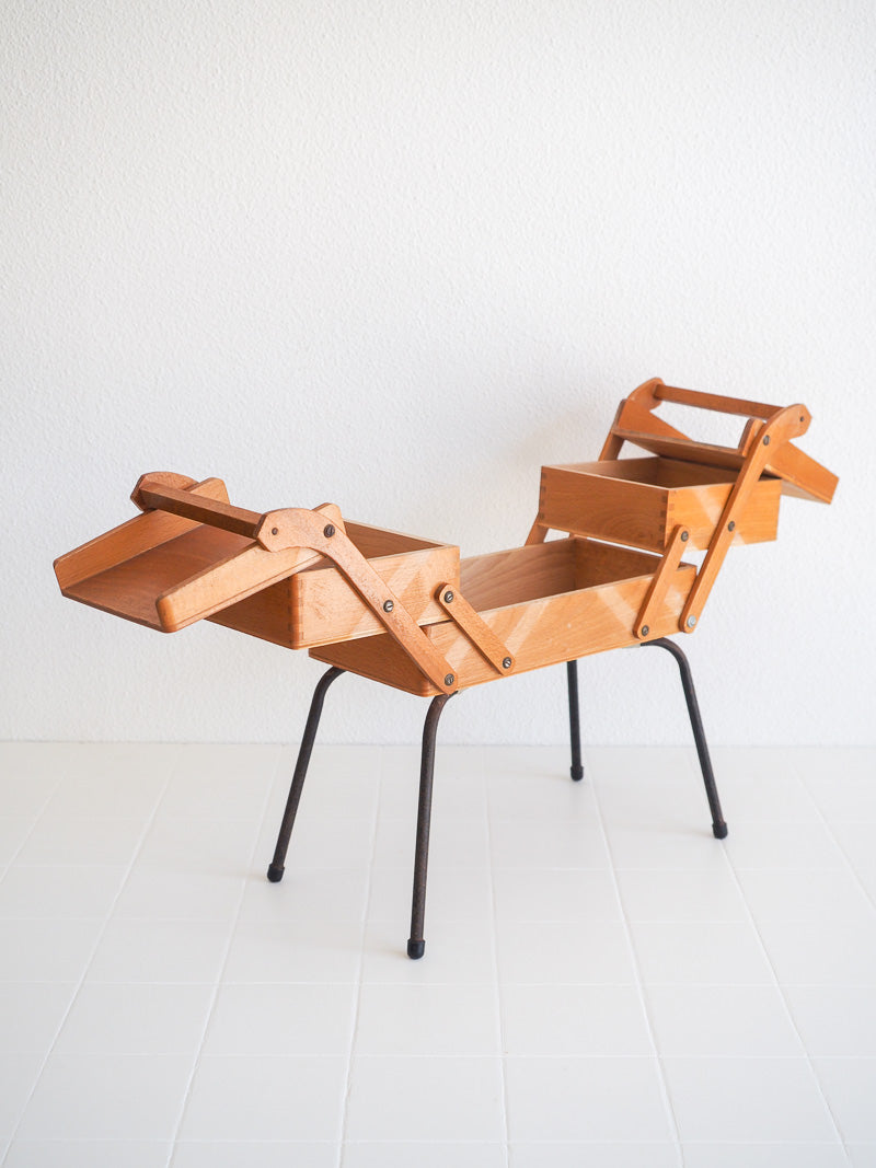Petite cousette vintage