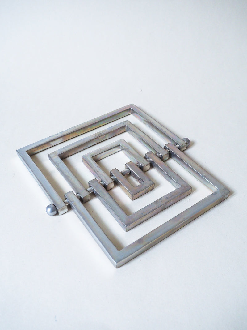 Dessous de plat vintage en aluminium – Design articulé, modulable et rare