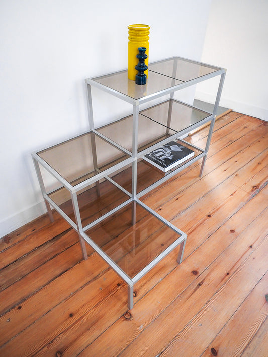 Étagère vintage en escalier - aluminium et verre fumé