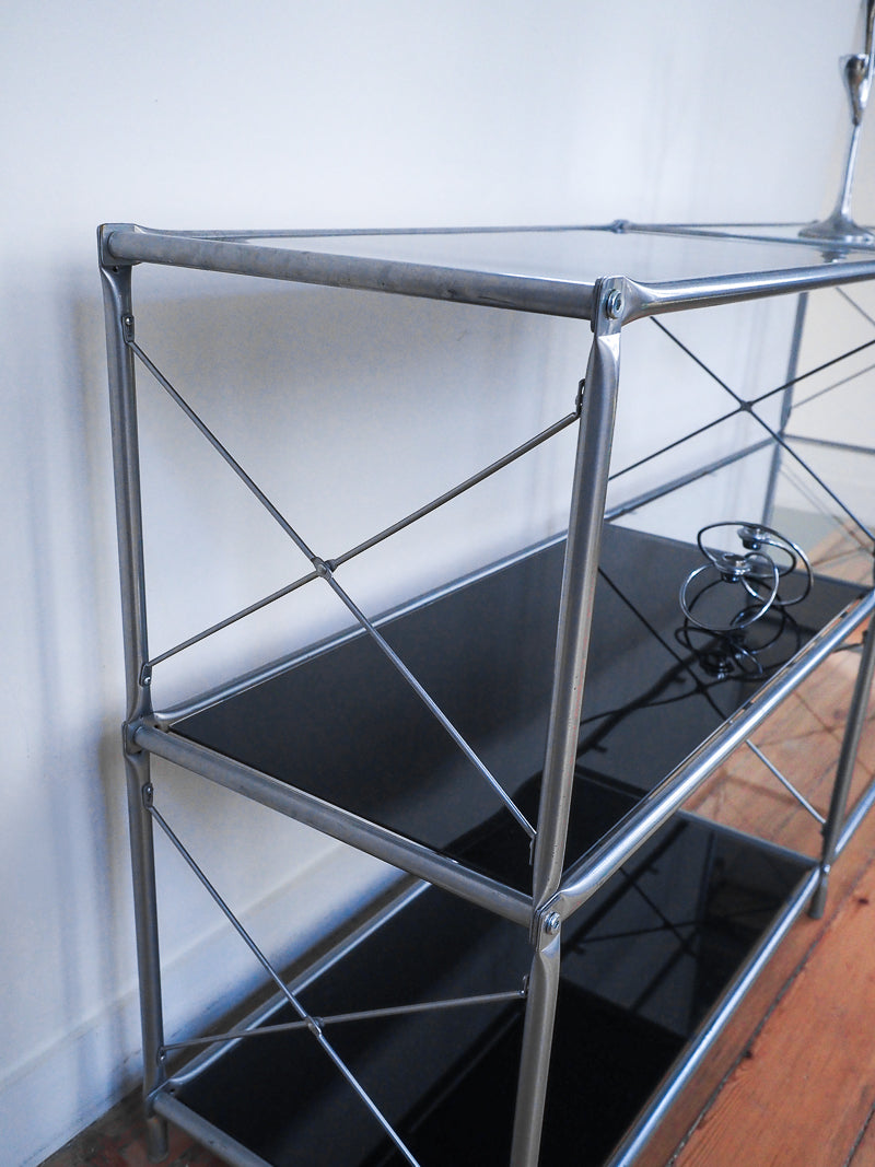 Étagere Laxvik design Jon Karlsson pour Ikea