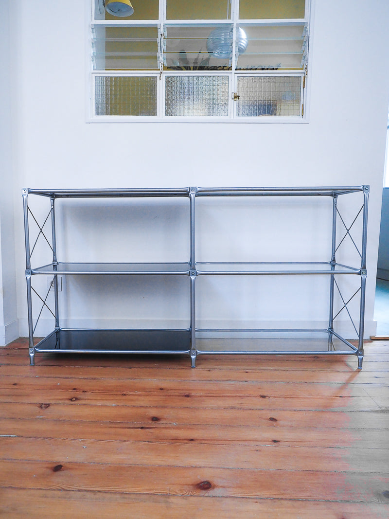 Étagere Laxvik design Jon Karlsson pour Ikea