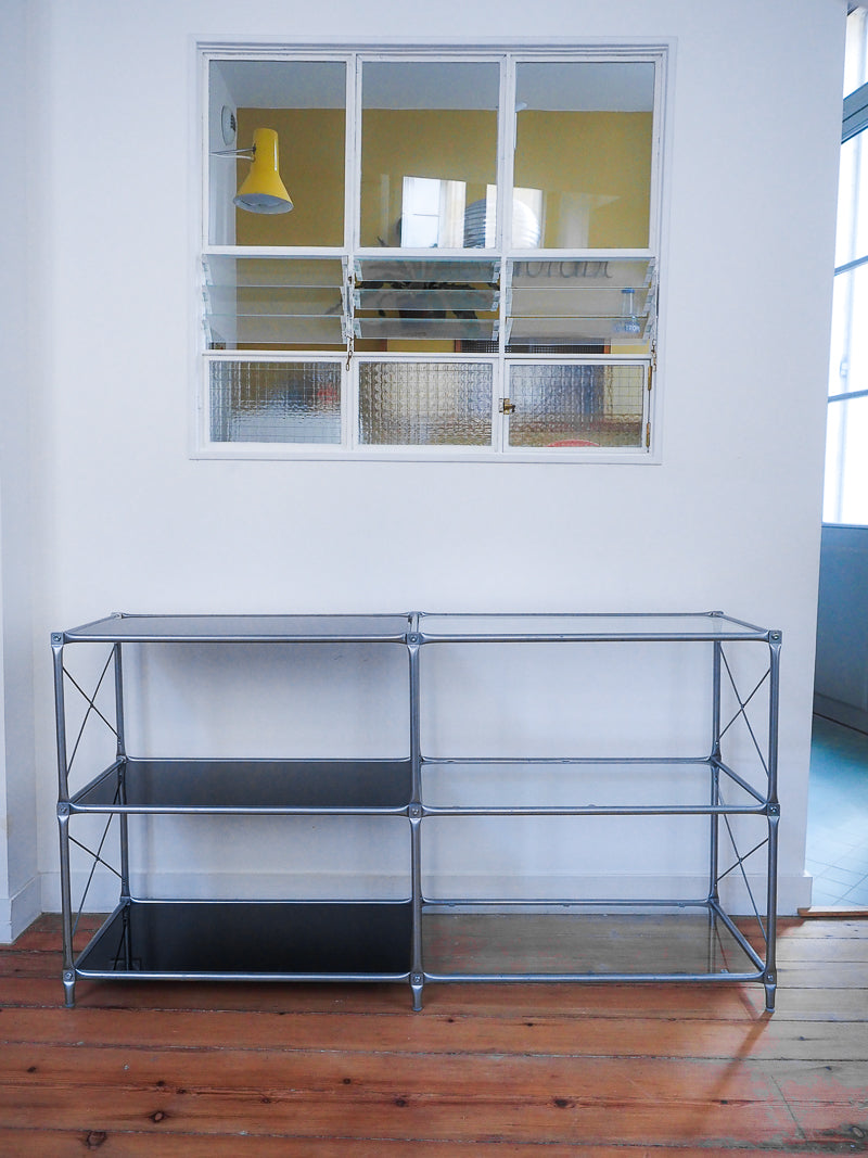 Étagere Laxvik design Jon Karlsson pour Ikea