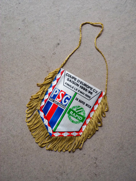 Fanion de Football Vintage – Finale Coupe d’Europe C2 1995/96 - PSG