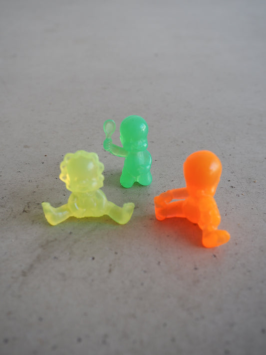 3 figurines Babies transparents