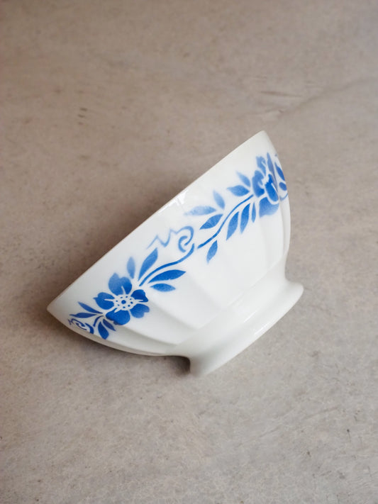 Très grand bol ancien à fleurs bleues ou petit saladier