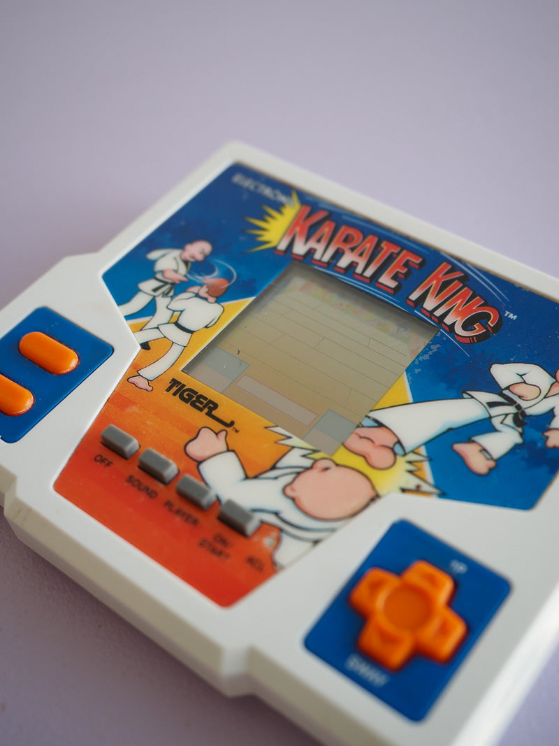 Jeu vidéo Tiger de poche Karate King