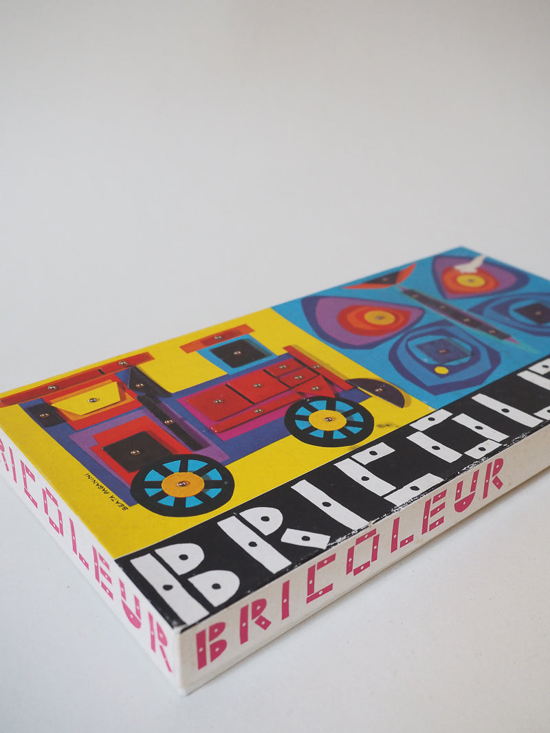 🔨 Jeu vintage “Bricoleur” – Coffret créatif avec marteau, clous et formes en bois