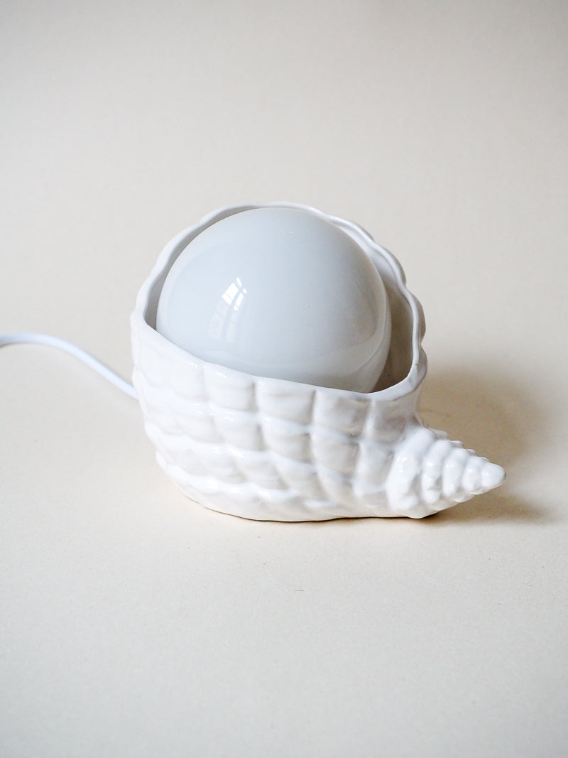 Lampe coquillage vintage en céramique