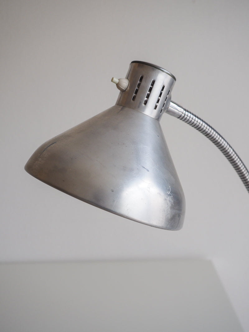 Lampe d'atelier flexible avec étau ancienne