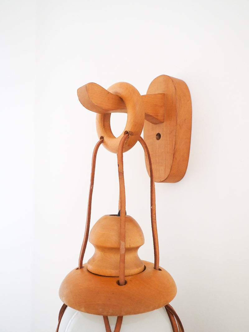 Lanterne murale vintage en bois et cuir – Style scandinave, années 60