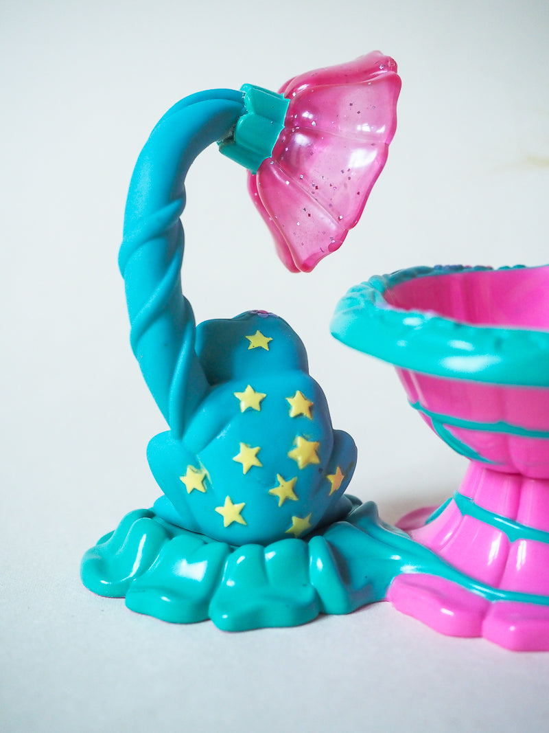 🧚‍♀️ Magic Troll Babies – “Flower Shower / Fountain & Frog” (1992) – Set vintage complet & rare