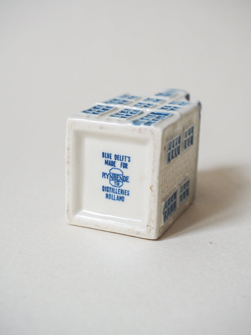 Maison hollandaise miniature Bleu de Delft pour KLM Airlines