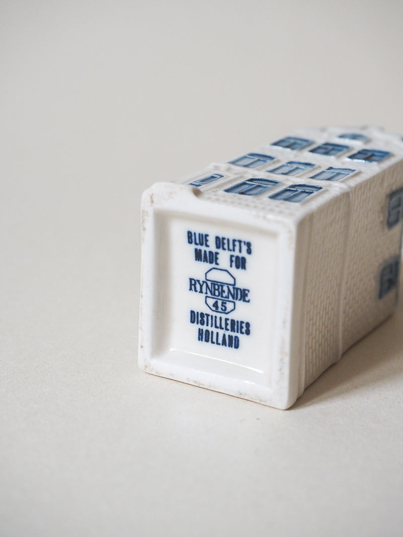 Maison hollandaise miniature Bleu de Delft pour KLM Airlines
