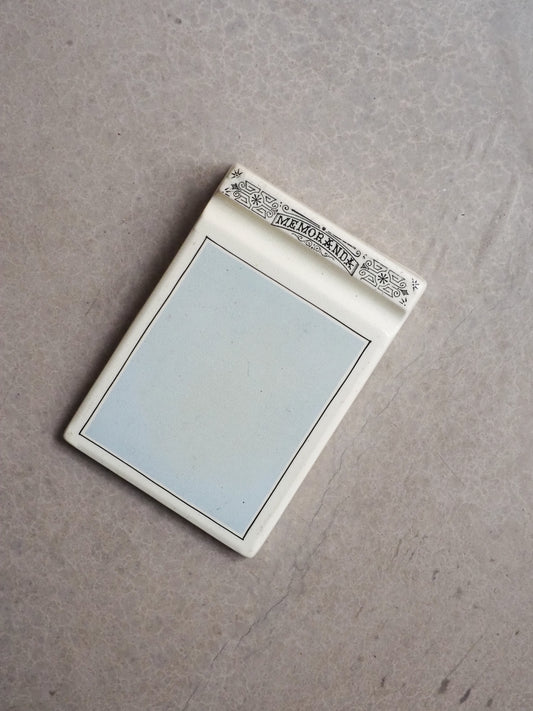 Objet de Comptoir Vintage – Memoranda en Céramique
