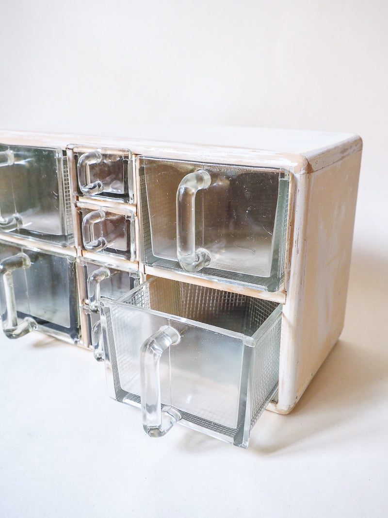 Petit meuble à épices vintage – tiroirs en verre