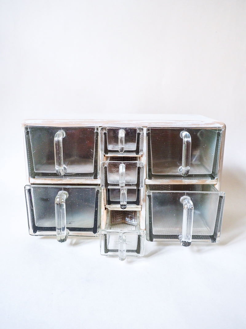Petit meuble à épices vintage – tiroirs en verre