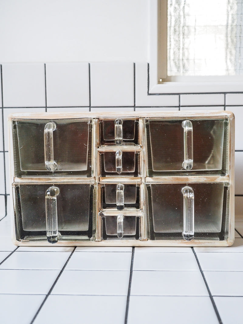 Petit meuble à épices vintage – tiroirs en verre