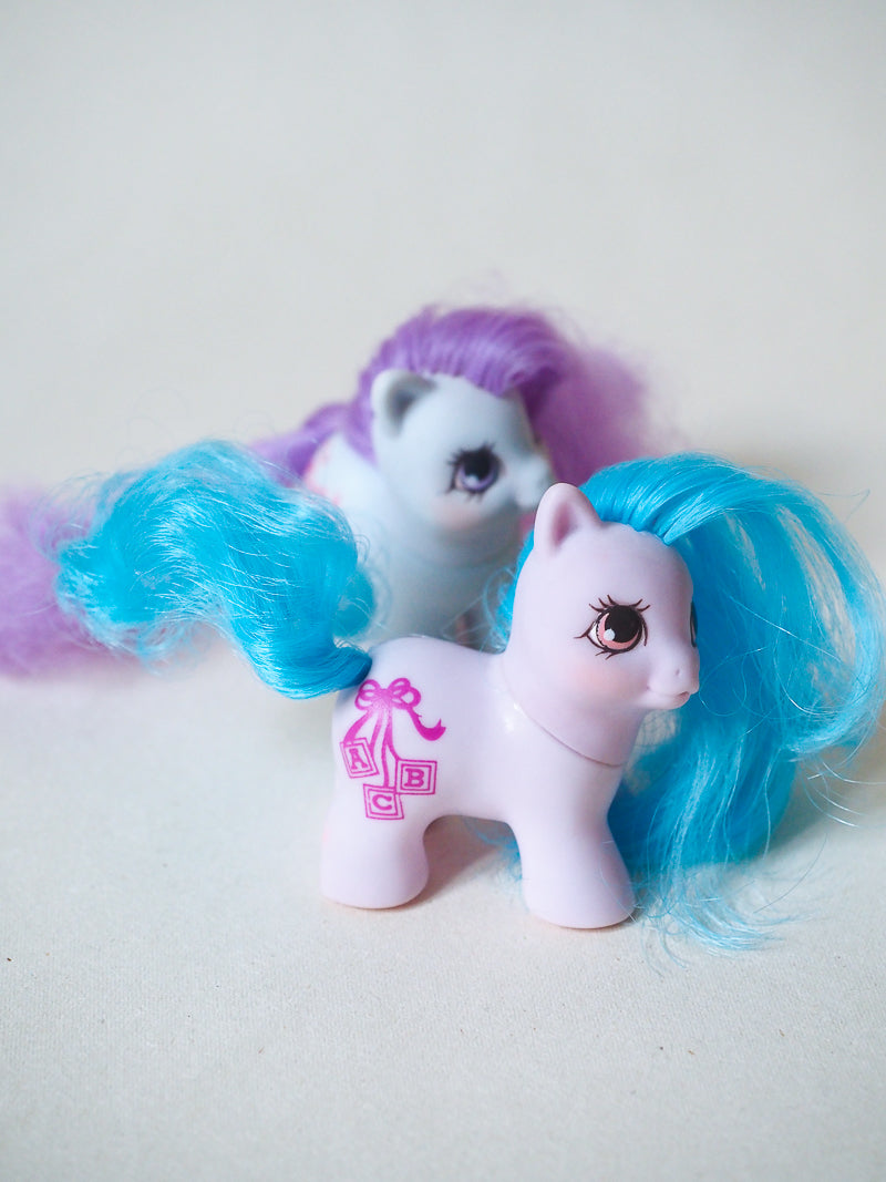 Lot de 2 - bébés Mon Petit Poney G1 - Little Giggles et Little Honey Pie - Teeny Weeny - 89