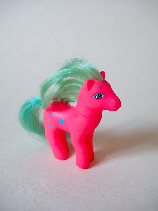 Bébé poney vintage rose fluo
